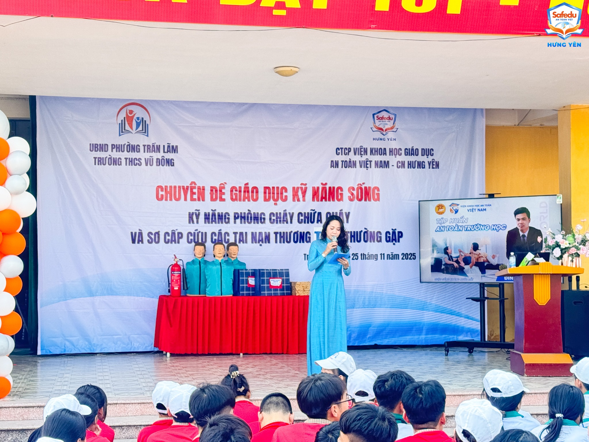 Chuyên đề kỹ năng sống trường THCS VŨ ĐÔNG