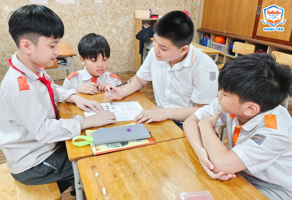 Kỹ năng mềm Safedu Hưng Yên